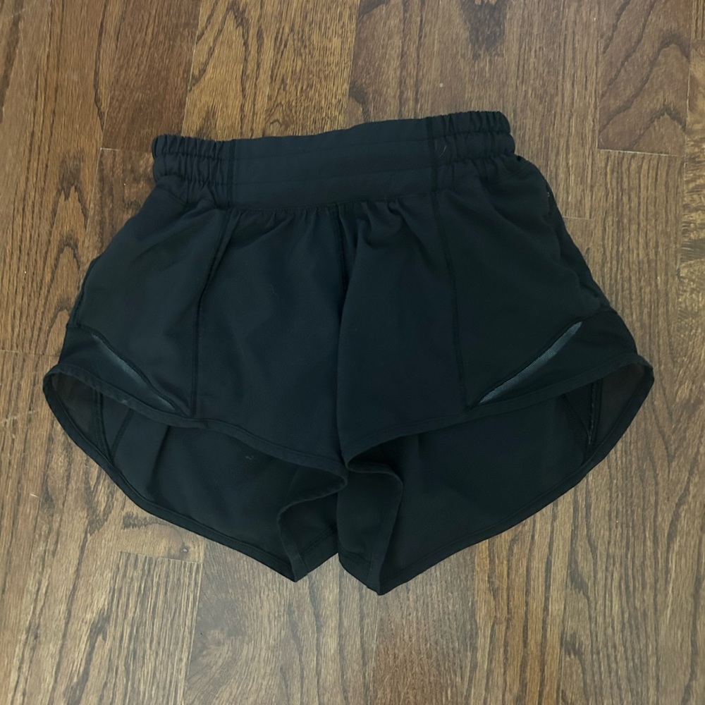 LULULEMON Hotty Hot Shorts
